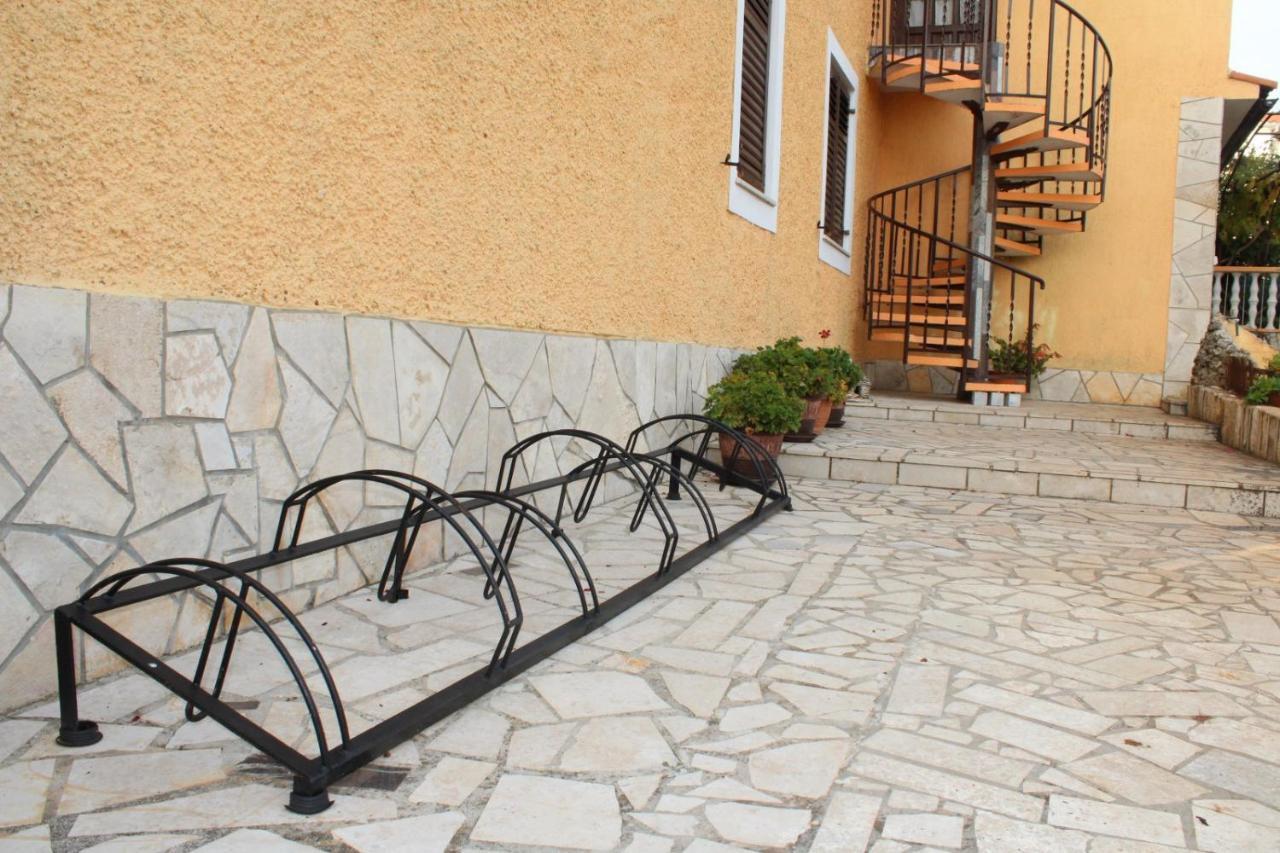 Lily'S Lovely Apartments Fažana Exterior foto