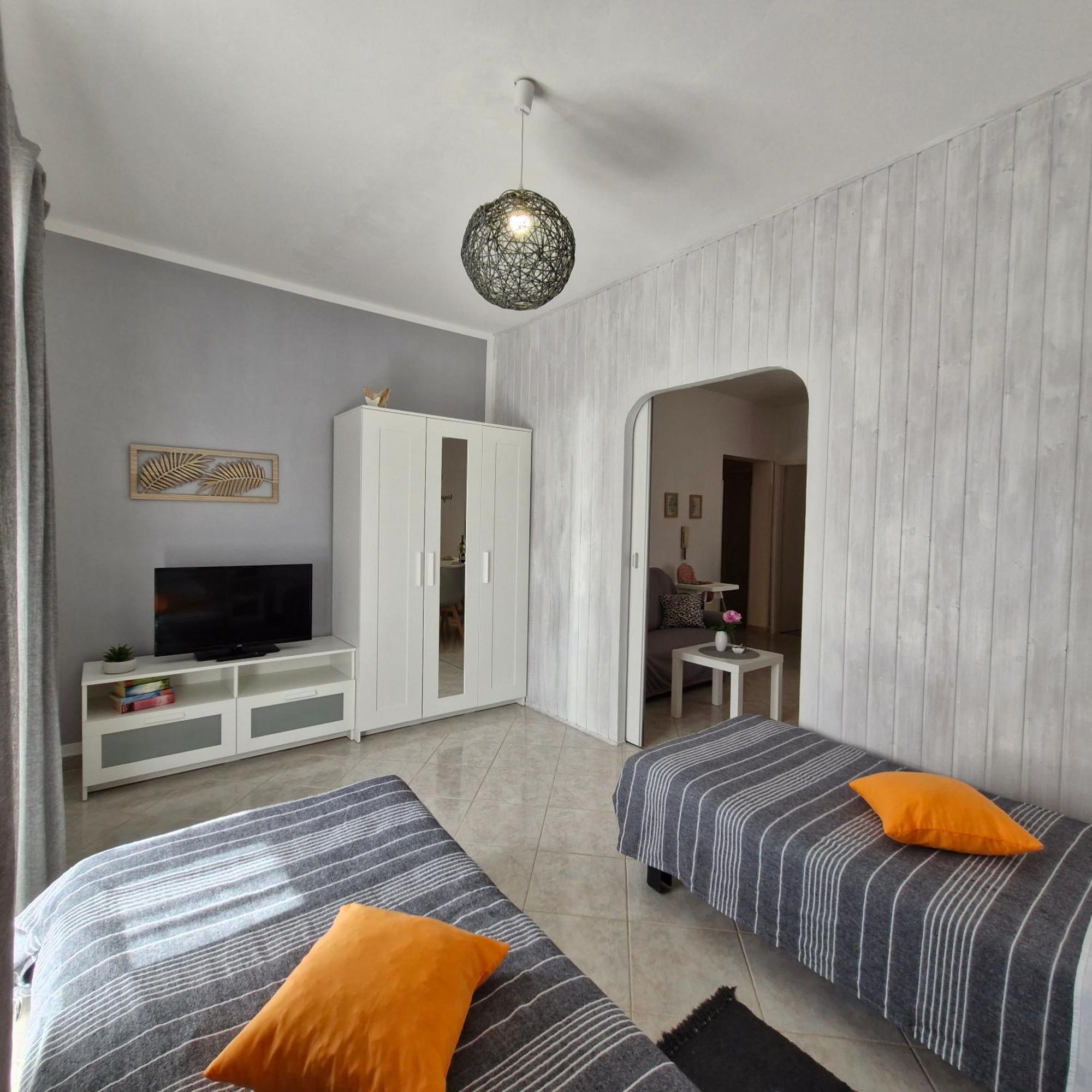 Lily'S Lovely Apartments Fažana Exterior foto